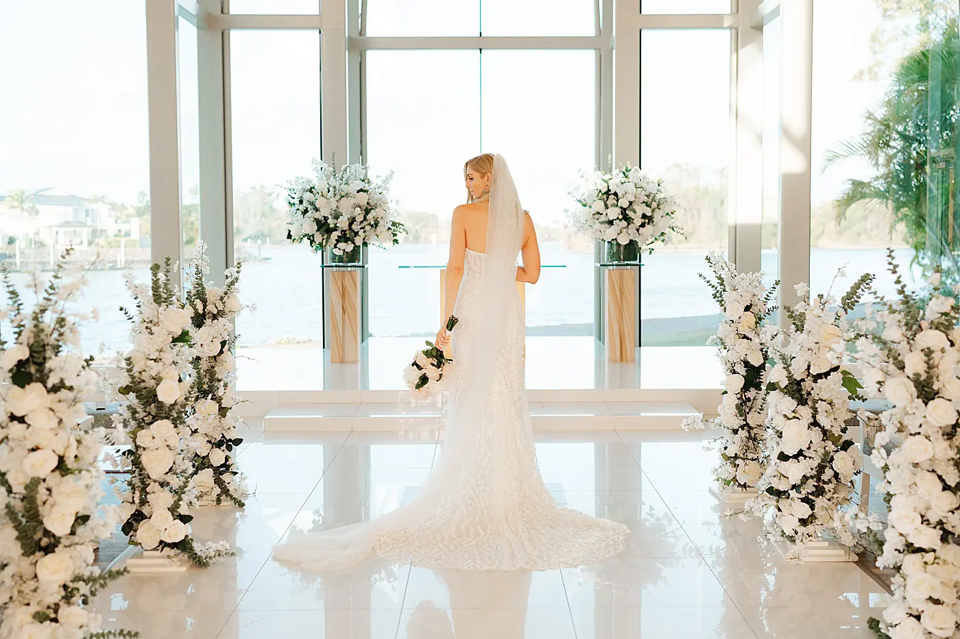 The Ultimate Guide to Wedding Planning on the Gold Coast: Tips and Tricks for a Dreamy Destination Wedding
